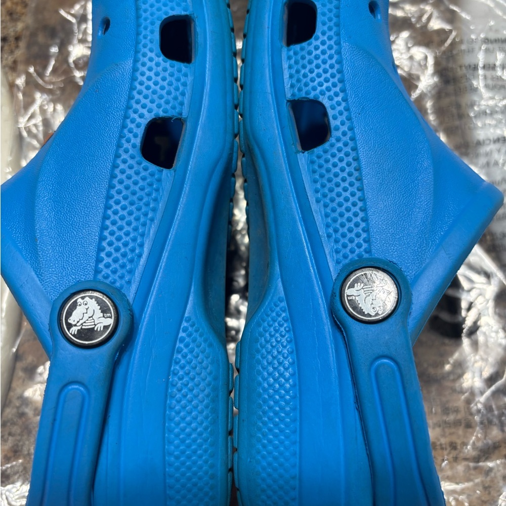 CROCS Kids Blue Clogs with Basketball Jibbitz - Picture 3 of 6